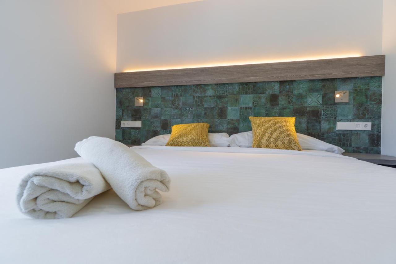 Hostal Restaurante Pou Des Lleo Sant Carles de Peralta Pokój zdjęcie