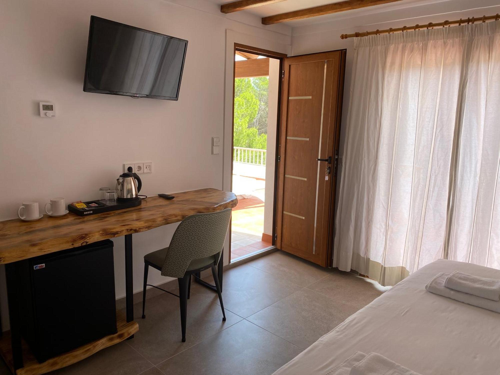 Hostal Restaurante Pou Des Lleo Sant Carles de Peralta Pokój zdjęcie