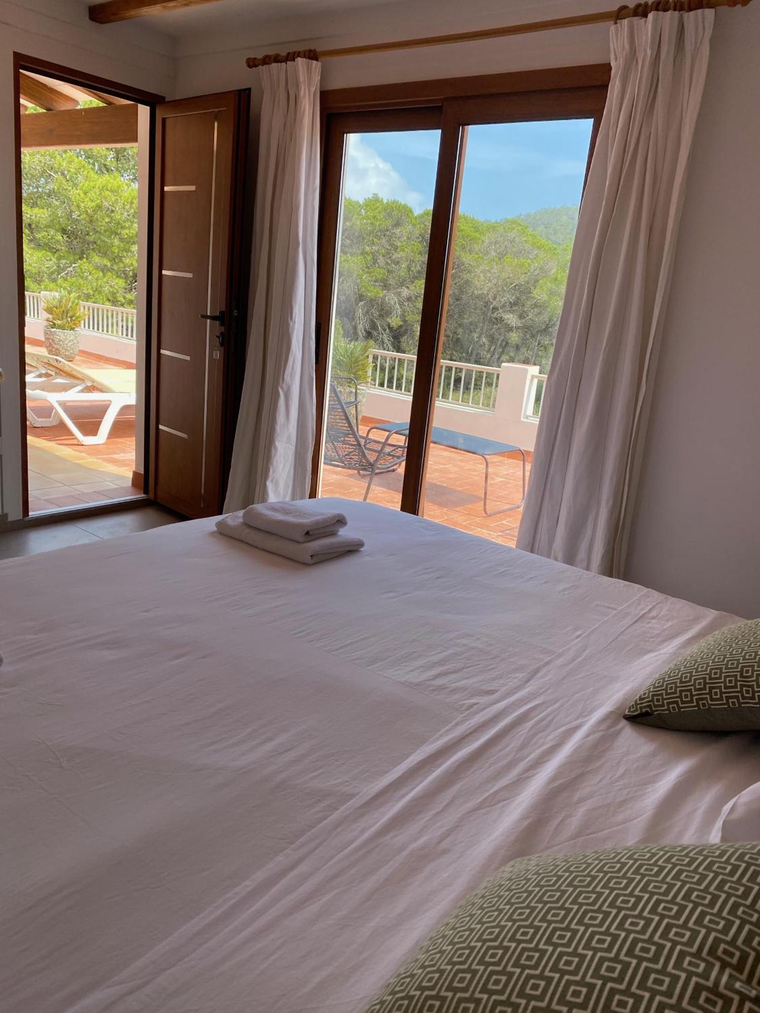 Hostal Restaurante Pou Des Lleo Sant Carles de Peralta Pokój zdjęcie