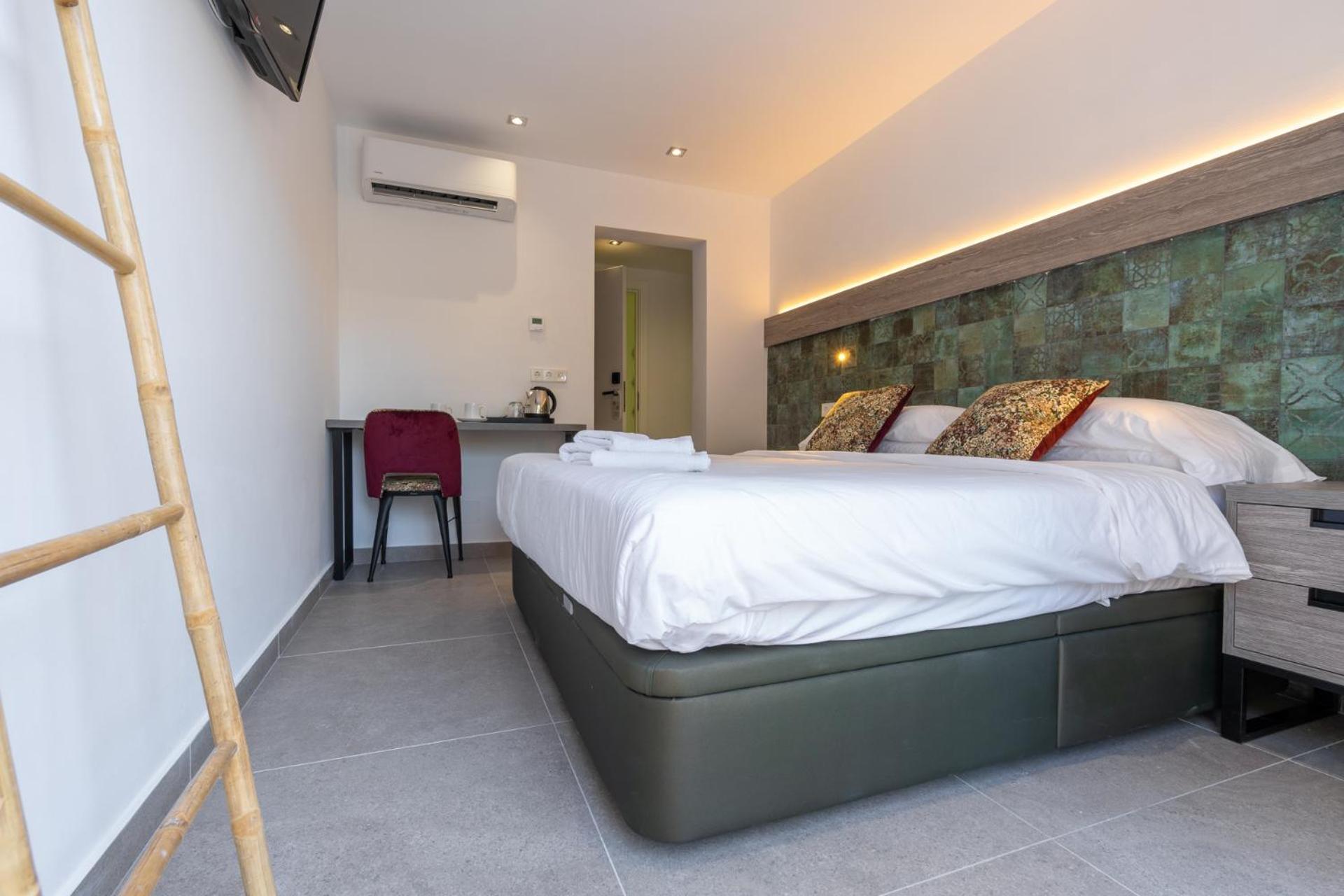 Hostal Restaurante Pou Des Lleo Sant Carles de Peralta Pokój zdjęcie